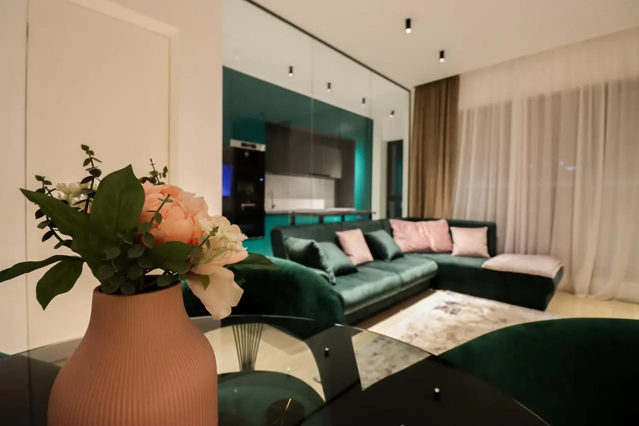 Como Business Inn Bucureşti 0*,